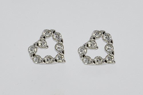 Ezüst fülbevaló - Szív sziluett