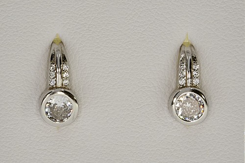 Ezüst gyerek fülbevaló - Köves